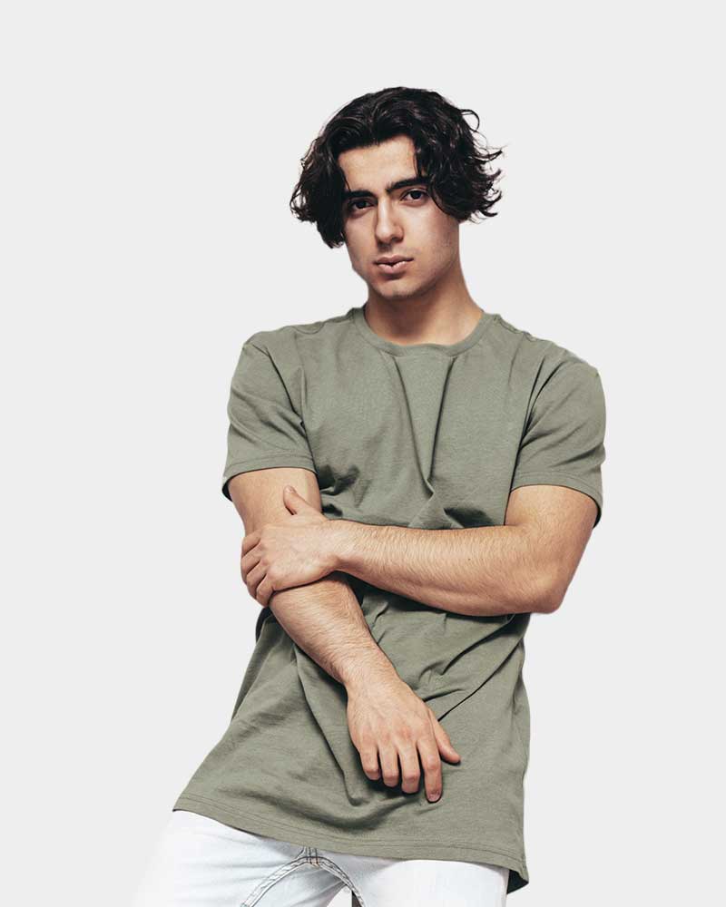 “Affordable to Elite: How to Build a Wardrobe That Balances Budget and Luxury”